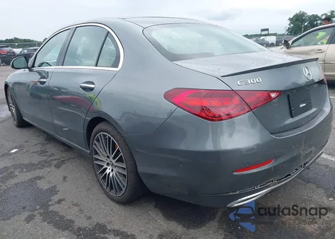 2025 Mercedes-Benz C 300 z USA, uszkodzony, nr VIN W1KAF4HB1SR252859